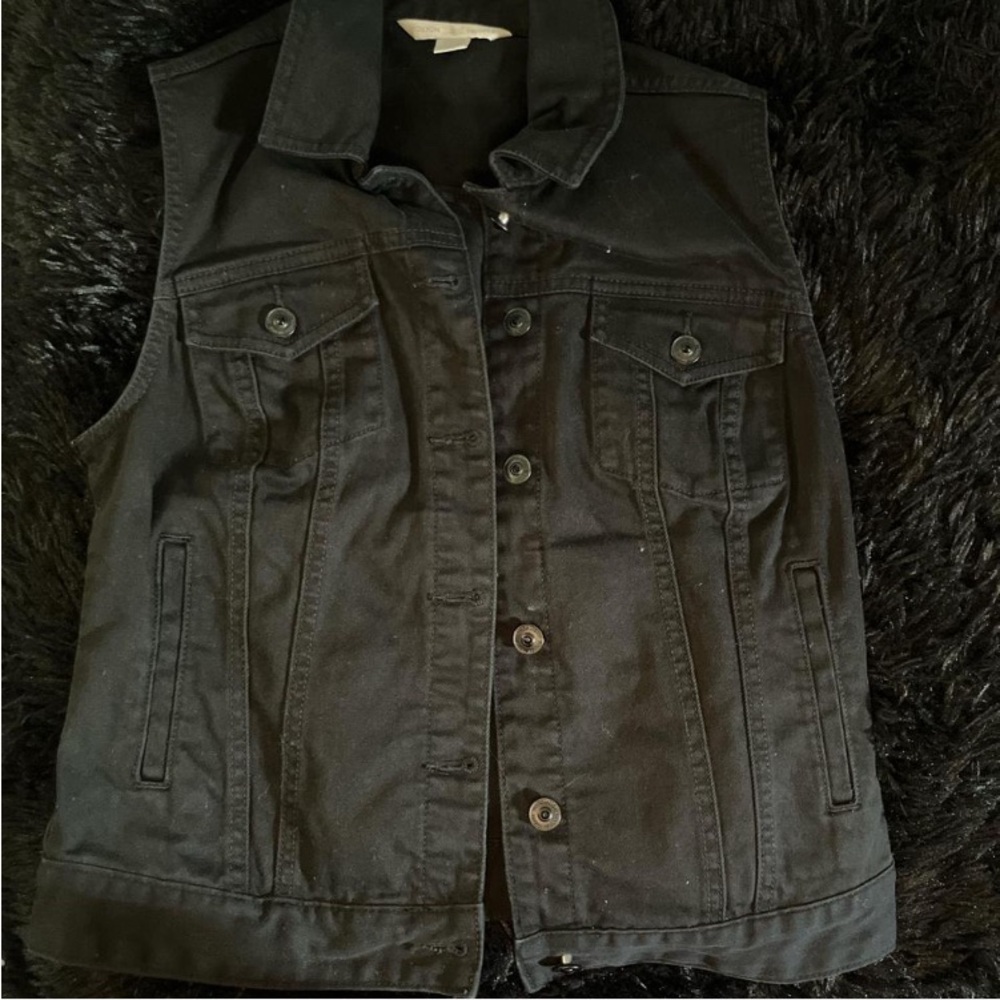 Black jean vest